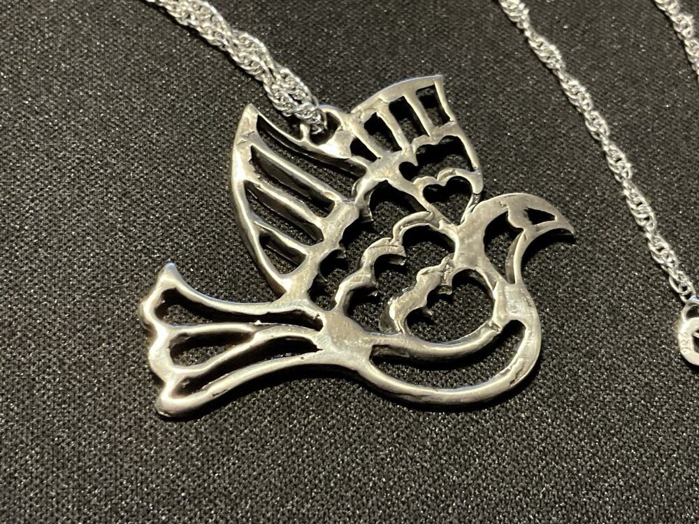 925 16in Chain Vintage Sterling Dove Necklace (dove Tested 925)